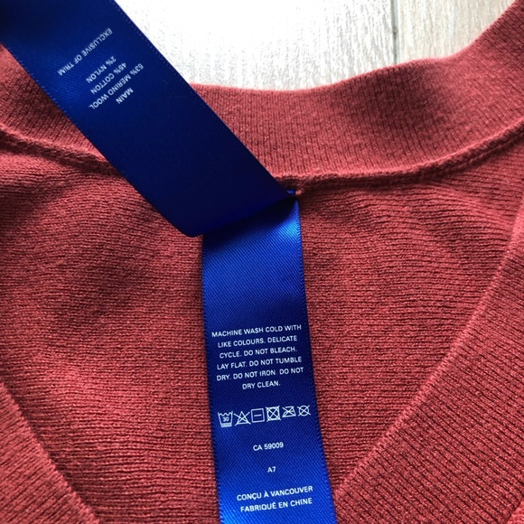 Kit and Ace Merino Wool Blend V Neck Sweater in Burnt Orange Size S - Picture 5 of 10